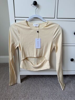Lovers + Friends Cream Ribbed Long-Sleeve Crop Top